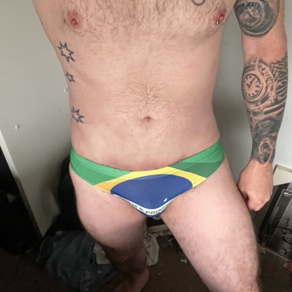 Meet your Posher, Brodie - Picture 9 of 16